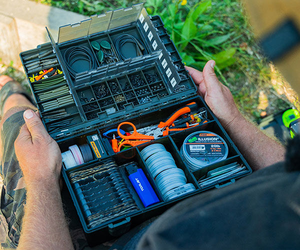 Fox Edges Medium Tackle Box