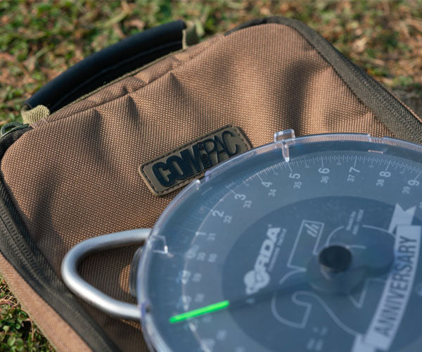 Korda Compac Scales Pouch